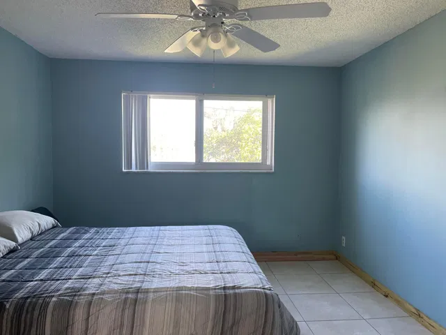 Unit 211 photo 45