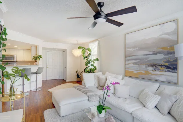 Flagler Pointe Unit 416 photo 4