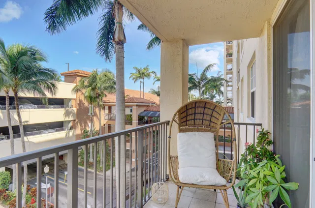 Flagler Pointe Unit 416 photo 5