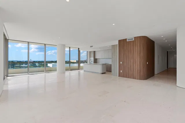 La Clara Palm Beach Unit 801 photo 10