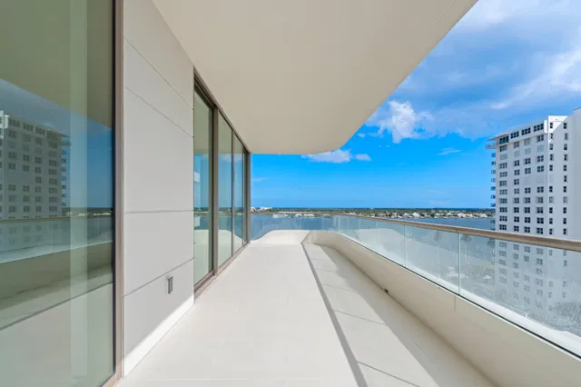 La Clara Palm Beach Unit 801 photo 18