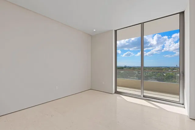 La Clara Palm Beach Unit 801 photo 29