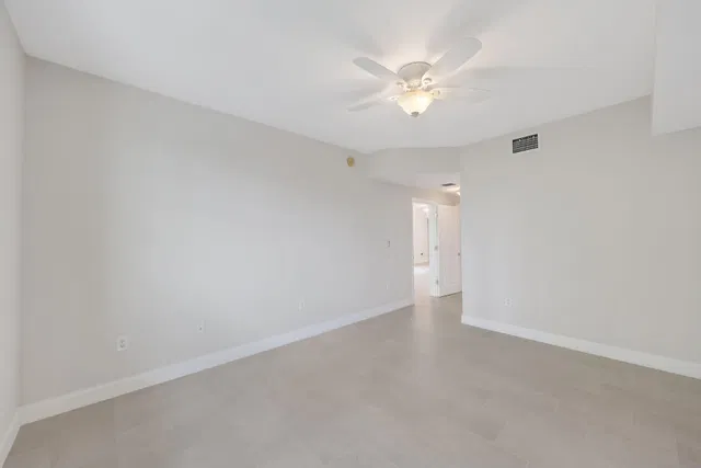 The Astor Unit 314 photo 27