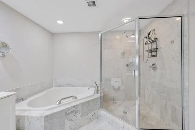 The Astor Unit 314 photo 31