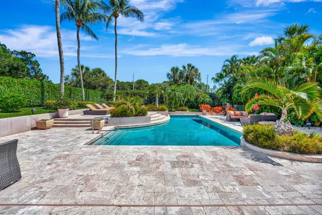 Admirals Cove Residence photo 2