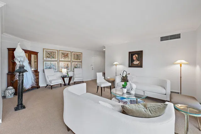Palm Beach Towers, Palm Beach Unit 124 B photo 3