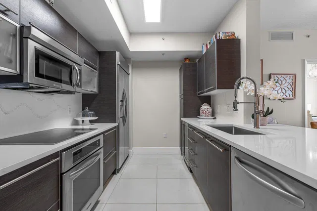 CityPlace South Tower Unit 508 photo 5