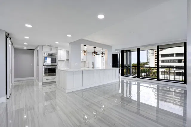 4000 N Ocean Singer Island Unit 301 photo 6
