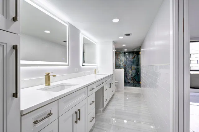4000 N Ocean Singer Island Unit 301 photo 11