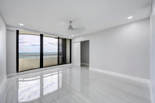 4000 N Ocean Singer Island Unit 301 photo 15