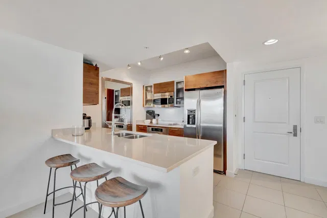 City Palms Unit 709 photo 6