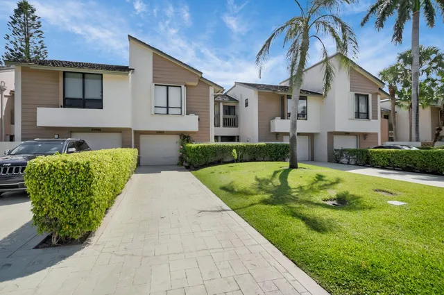  Residence photo 4
