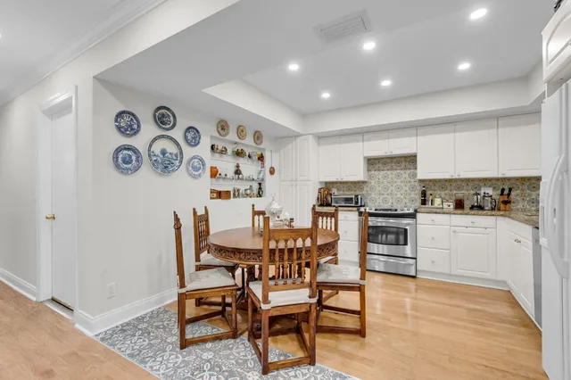  Residence photo 10