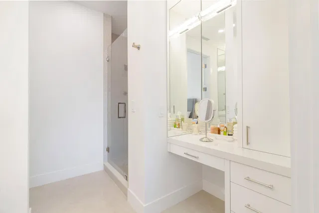 Palm Beach Towers, Palm Beach Unit 606a photo 15
