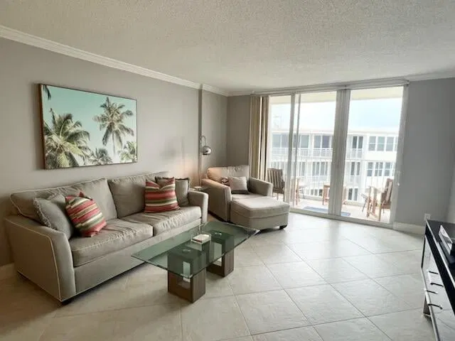3540 S Ocean Boulevard #910