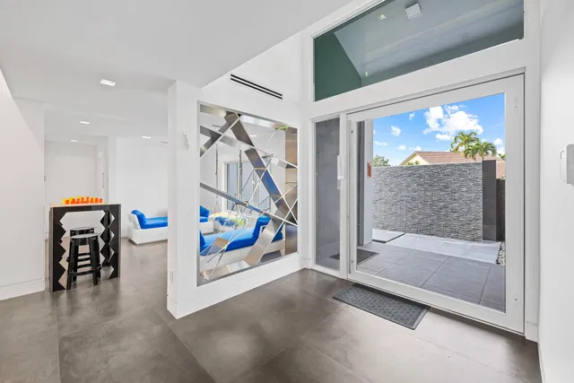 Residence photo 7