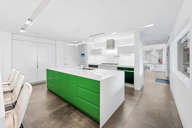 Residence photo 24