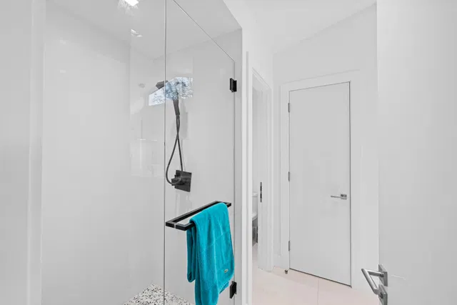Residence photo 32