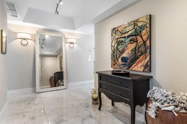 3300 S Ocean 404 S Boulevard #404s