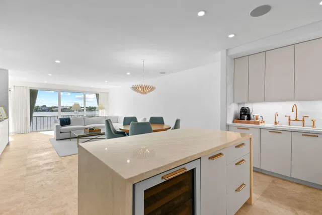 2180 Ibis Isle Road #12