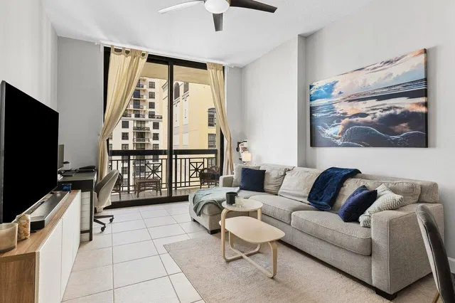 One City Plaza Unit 1524 photo 10
