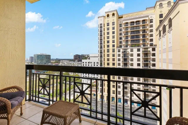 One City Plaza Unit 1524 photo 18