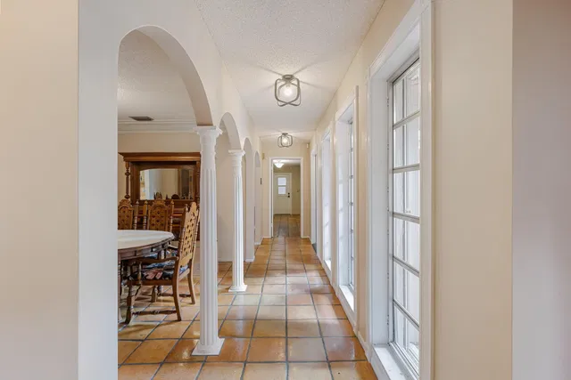 Residence photo 8
