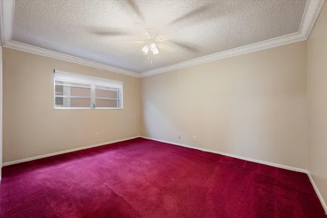 Residence photo 21