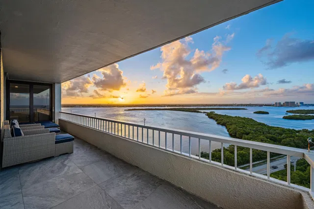 Water Glades Unit 19c photo 29