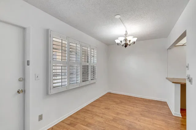 Unit 267 photo 41