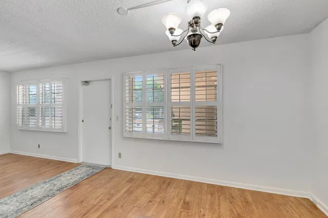Unit 267 photo 42