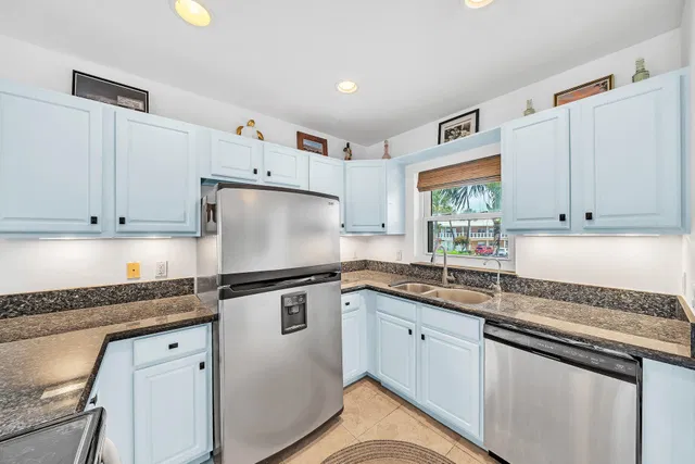 Unit 4120 photo 10