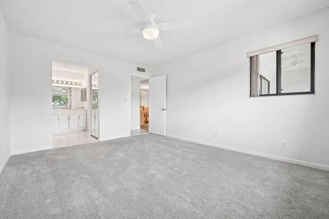  Unit 192 photo 17