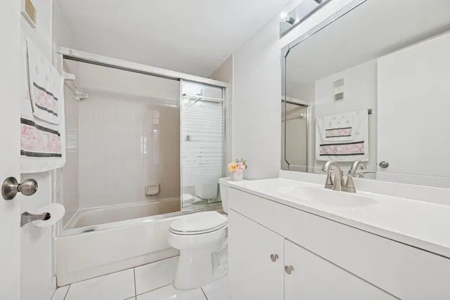  Unit 192 photo 19