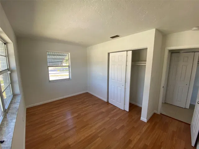 West Palm Beach Residence photo 6