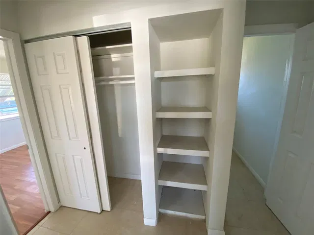 West Palm Beach Residence photo 12