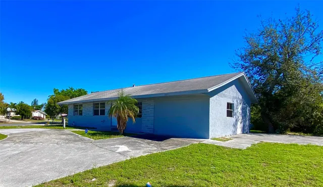 West Palm Beach Residence photo 16