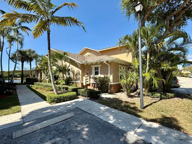 Cityside West Palm Beach Unit 1 photo 2