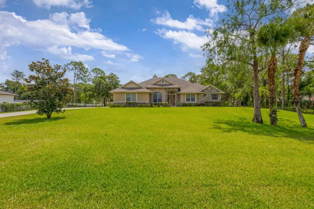  Residence photo 5