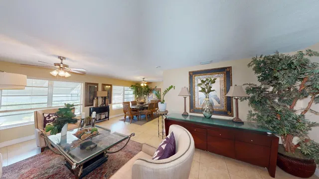 West Palm Beach Residence photo 5