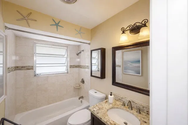 West Palm Beach Residence photo 9