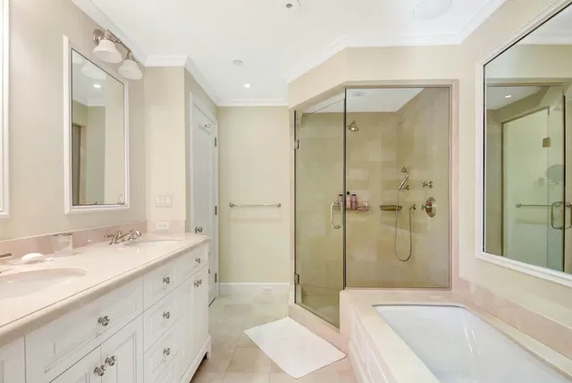 Palm Beach Biltmore Unit 606-T photo 12