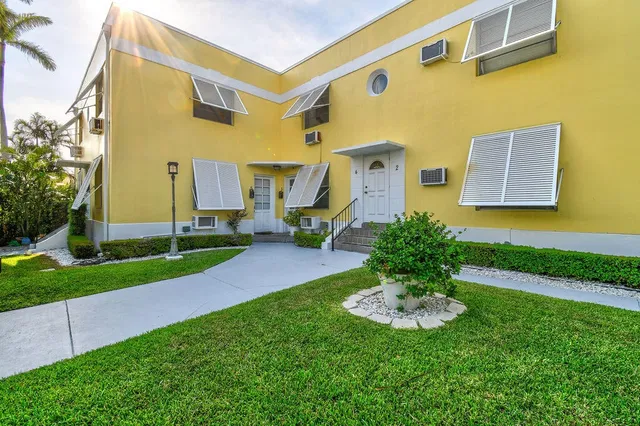 Residence photo 8