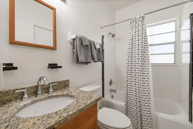 Residence photo 20