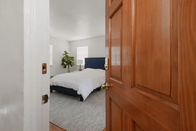 Residence photo 25