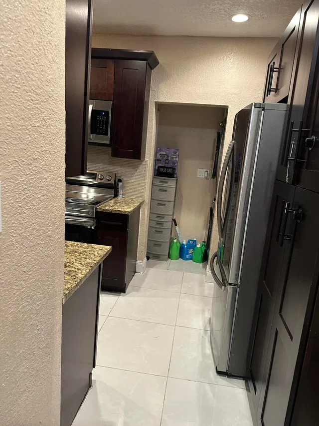West Palm Beach Residence photo 12