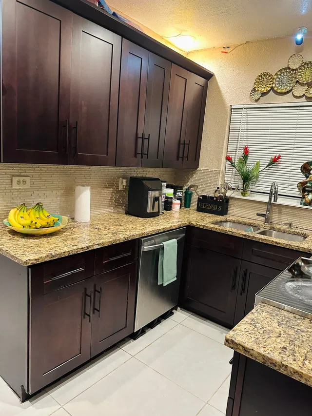 West Palm Beach Residence photo 15