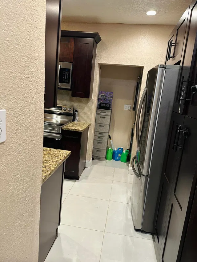 West Palm Beach Residence photo 22