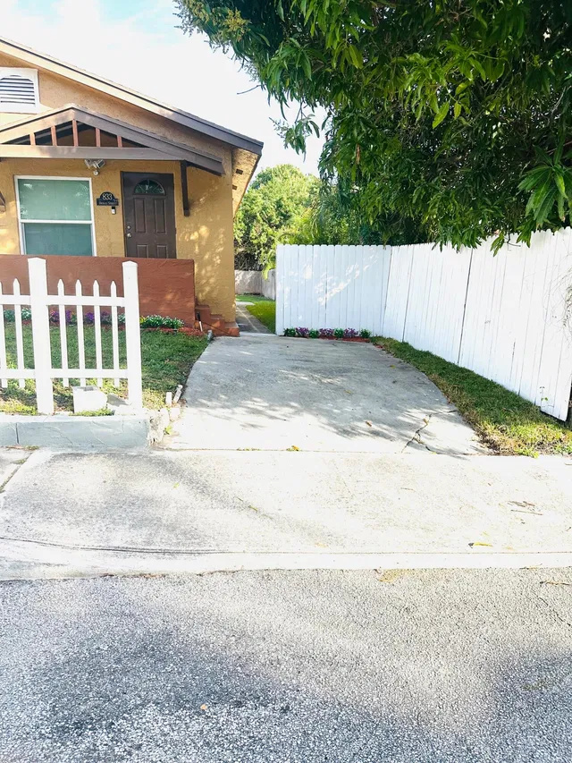 West Palm Beach Residence photo 55