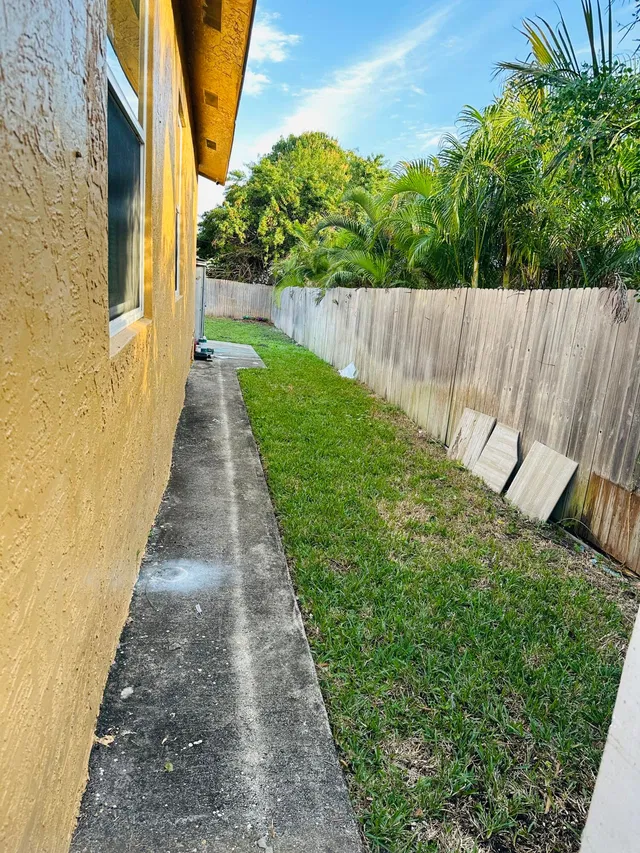 West Palm Beach Residence photo 59